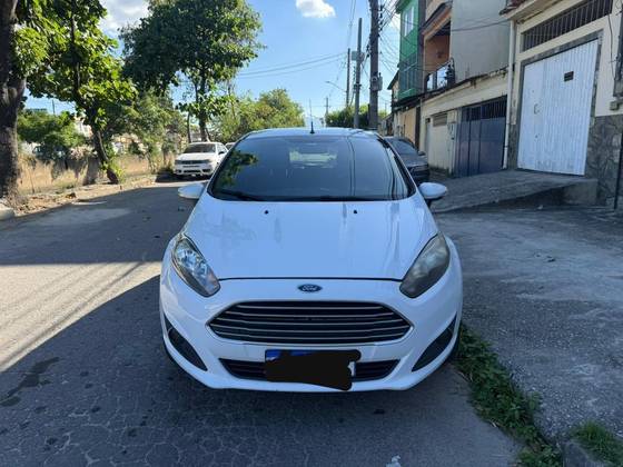 FORD FIESTA 1.6 SE HATCH 16V FLEX 4P MANUAL FORD FIESTA 1.6 SE HATCH 16V FLEX 4P MANUAL